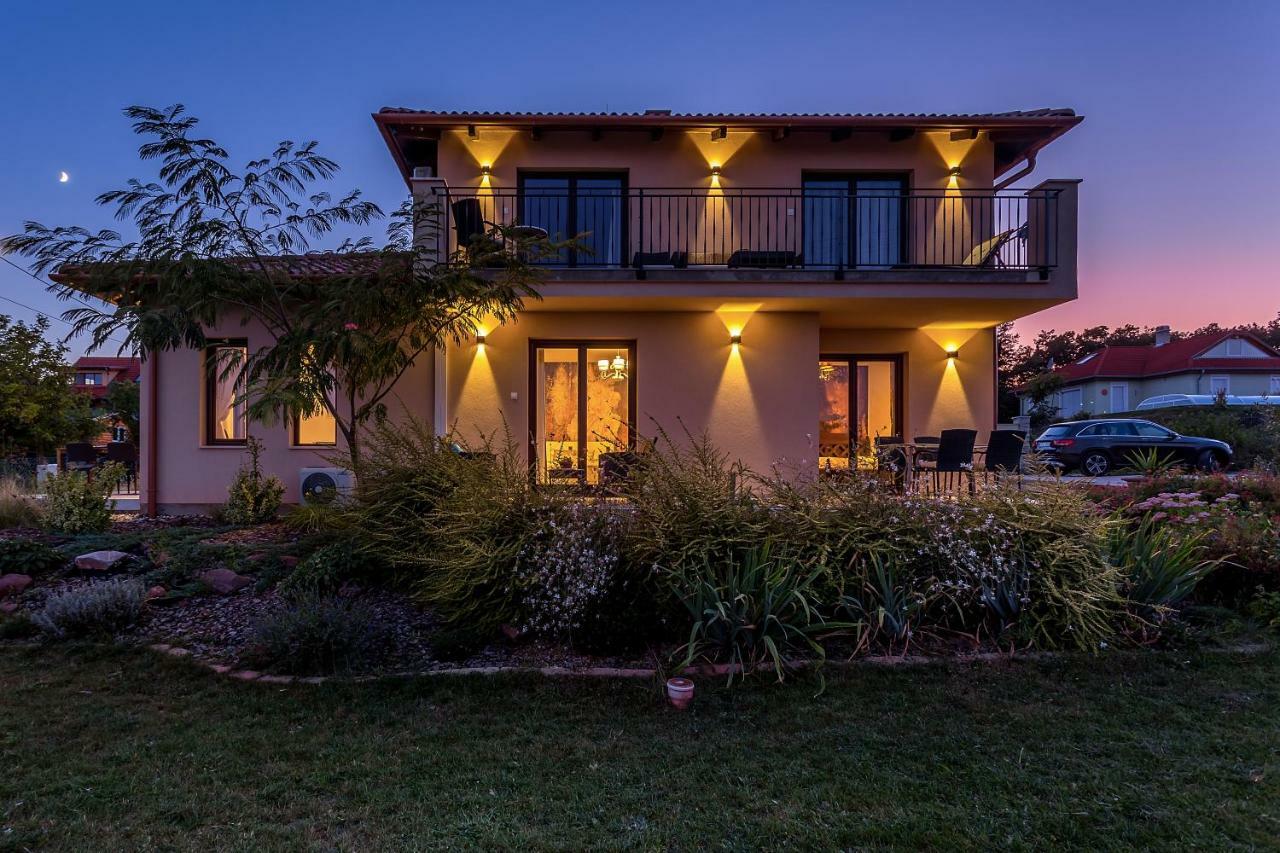 Azur Villa Балатональмади Экстерьер фото